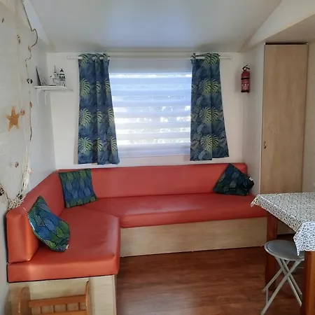 Mobilhome 4 Personnes Ile D'oleron Campsite